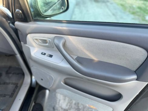 Used 2005 Toyota Tundra SR5 image 32