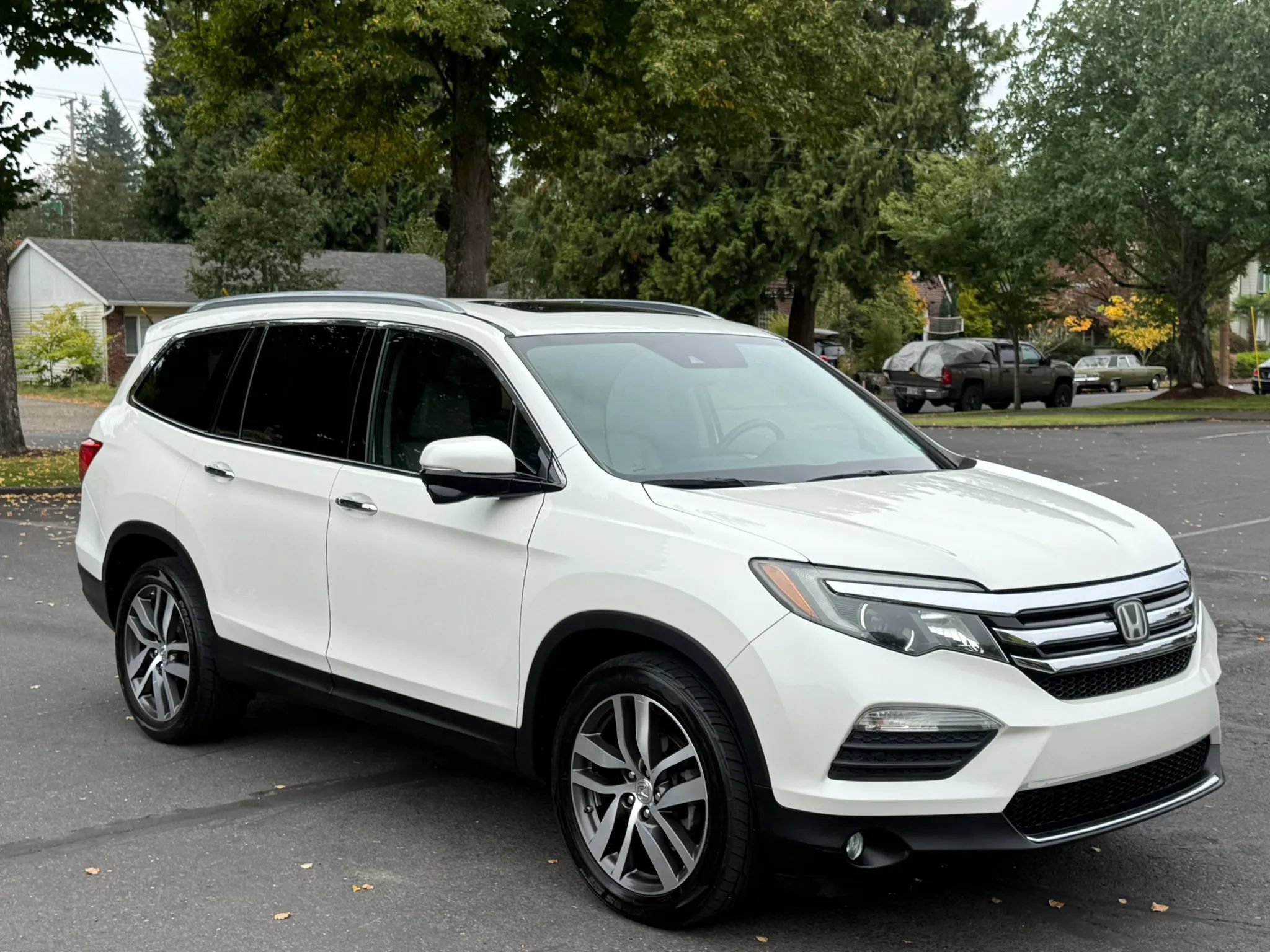 Used 2016 Honda Pilot Touring image 7