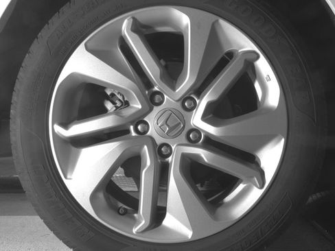 Used 2020 Honda Accord LX image 12