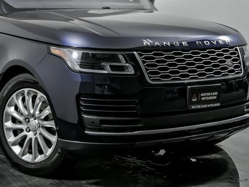 Used 2018 Land Rover Range Rover HSE image 2