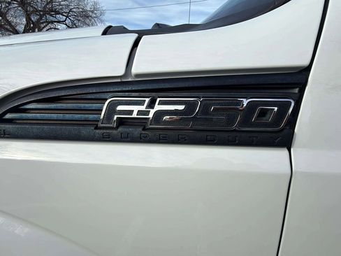 Used 2016 Ford F250 XL w/ Power Equipment Group image 19