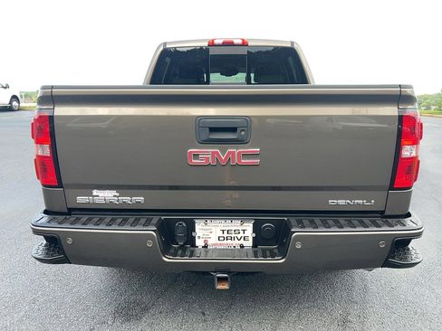 Used 2015 GMC Sierra 1500 Denali w/ Driver Alert Package AWD/4WD image 6