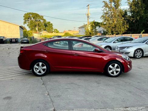 Used 2013 Hyundai Elantra GLS w/ Preferred Pkg image 14