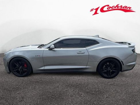 Used 2023 Chevrolet Camaro LT RWD image 10