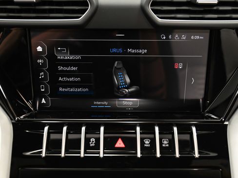 Used 2020 Lamborghini Urus image 41