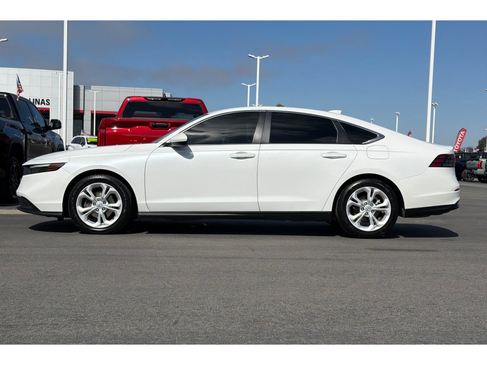 Used 2023 Honda Accord LX image 7