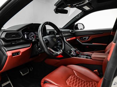 Used 2022 Lamborghini Urus