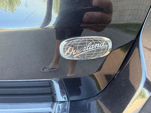 Used 2015 Jeep Grand Cherokee Overland AWD/4WD image 9