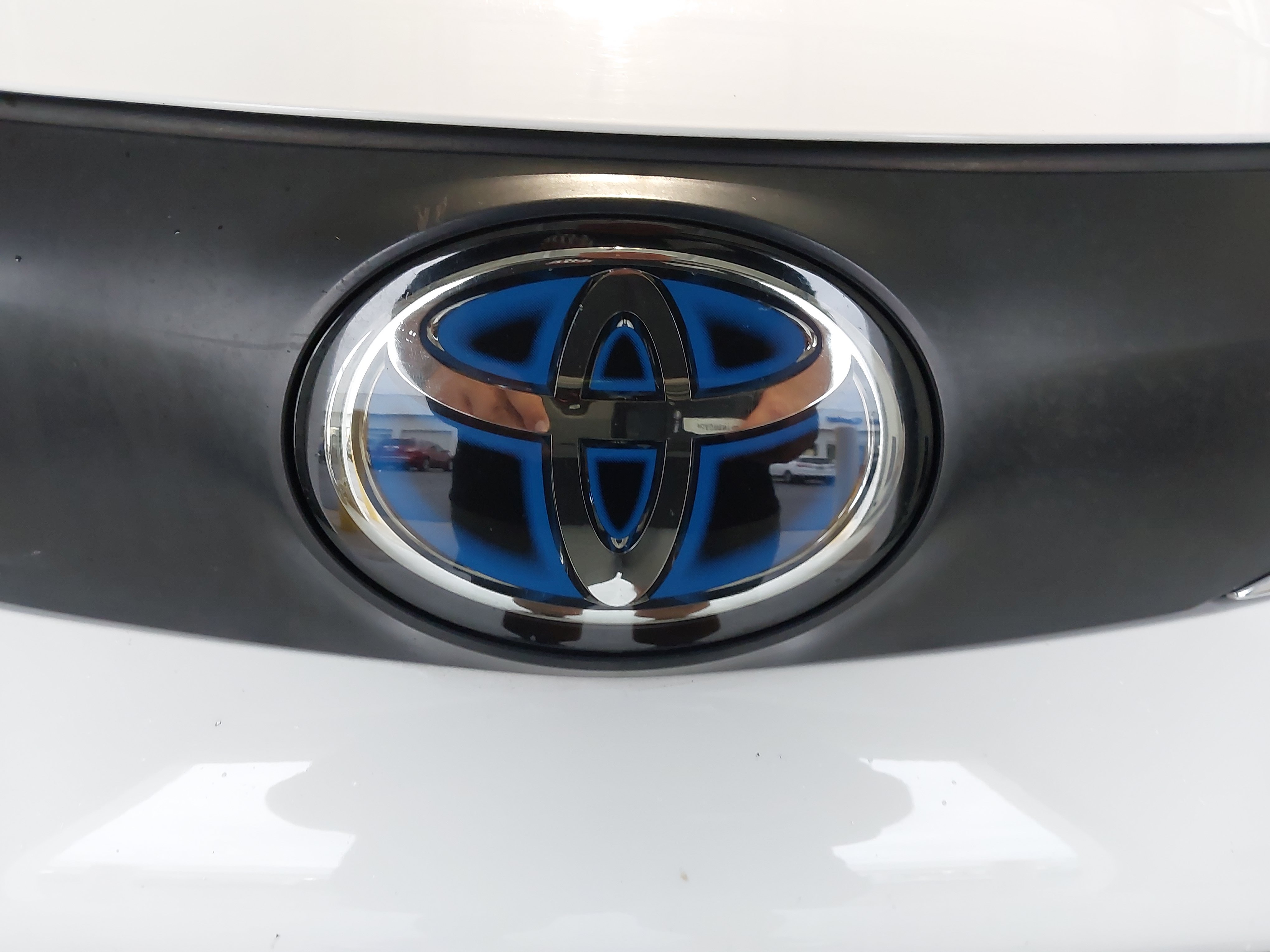Used 2025 Toyota Sienna LE FWD image 32