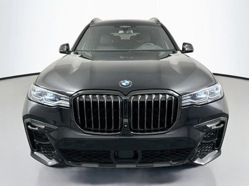 Used 2021 BMW X7 xDrive40i w/ M Sport Package AWD/4WD image 2