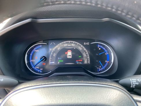 Used 2021 Toyota RAV4 XSE image 14