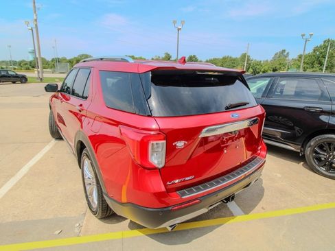 Used 2020 Ford Explorer Limited w/ Class III Trailer Tow Package AWD/4WD image 4