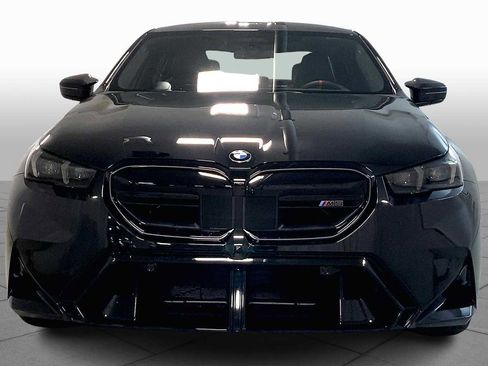 Used 2026 BMW M5 w/ Carbon Package AWD/4WD image 3