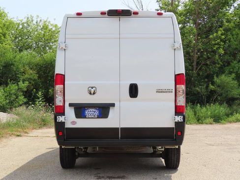 Used 2026 RAM ProMaster 2500 w/ Convenience Group FWD image 11