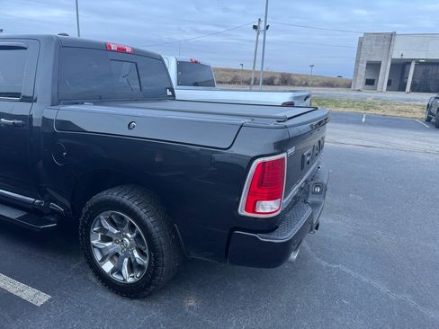 Used 2017 RAM 1500 Limited image 3