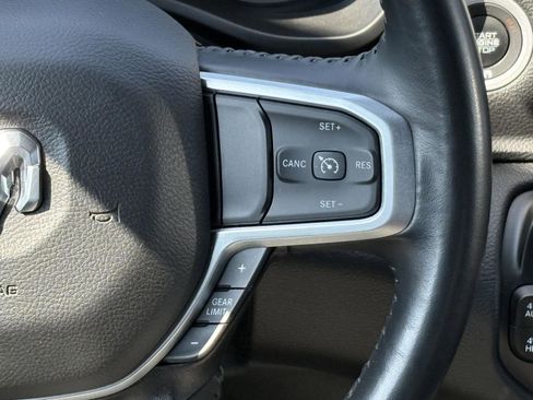 Used 2022 RAM 1500 Big Horn AWD/4WD image 11