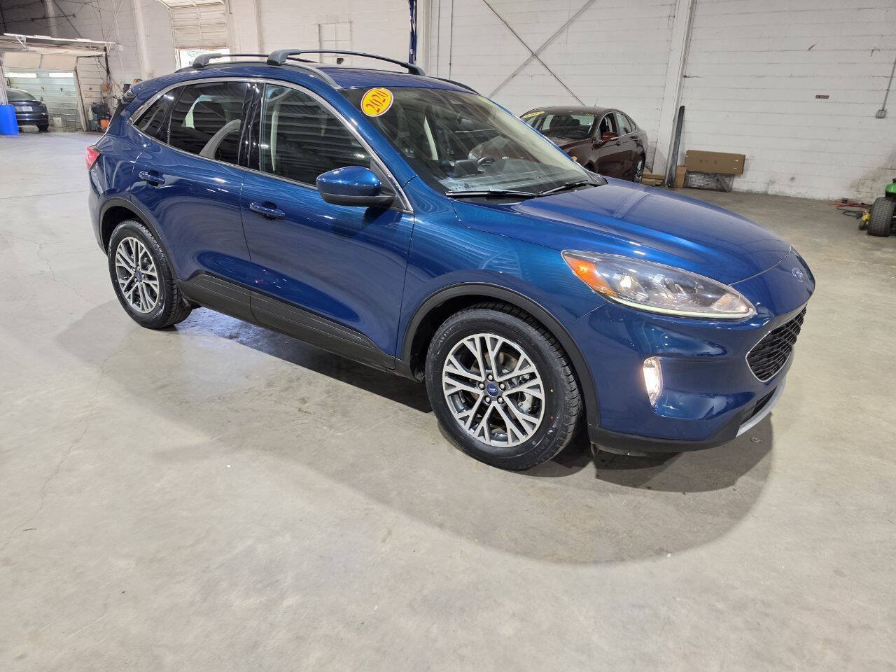 Used 2020 Ford Escape SEL FWD image 17