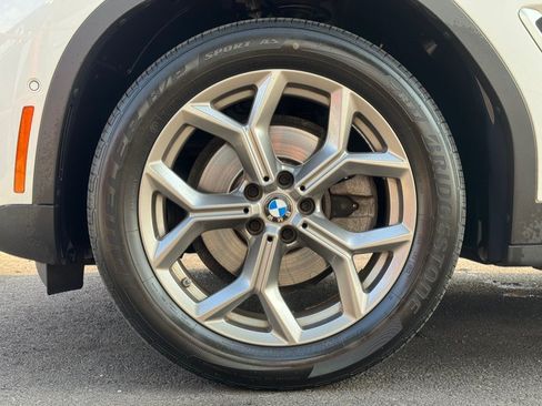 Used 2021 BMW X4 xDrive30i w/ EXECUTIVE PACKAGE w/ Premium Package AWD/4WD image 15