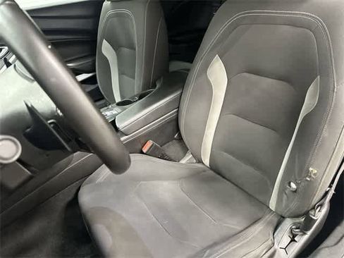 Used 2016 Chevrolet Camaro LT w/ RS Package image 10