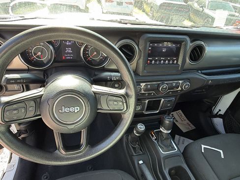 Used 2023 Jeep Wrangler Unlimited Sport AWD/4WD image 26