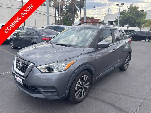 Used 2019 Nissan Kicks SV w/ Exterior Package FWD image 8
