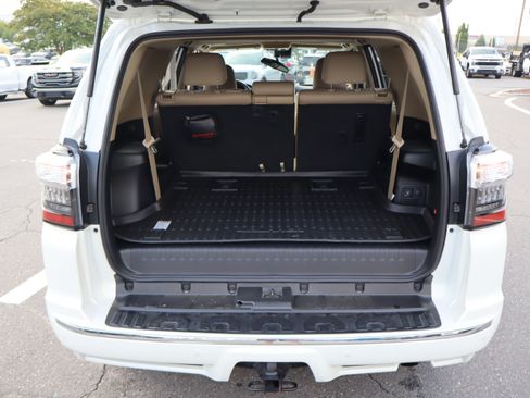 Used 2023 Toyota 4Runner Limited AWD/4WD image 36