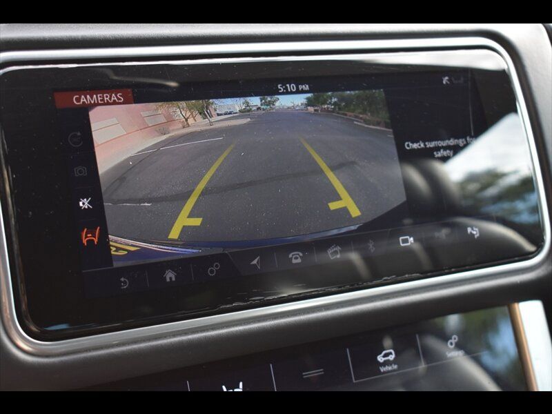 Used 2020 Land Rover Range Rover HSE AWD/4WD image 11