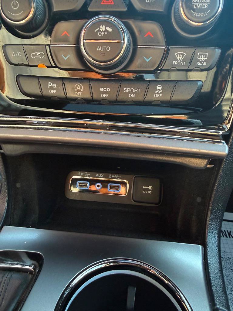 Used 2019 Jeep Grand Cherokee Limited X RWD image 16