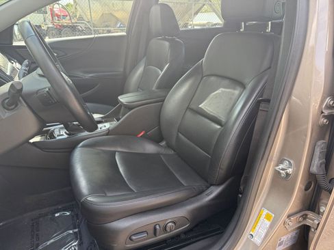 Used 2024 Chevrolet Malibu LT image 30