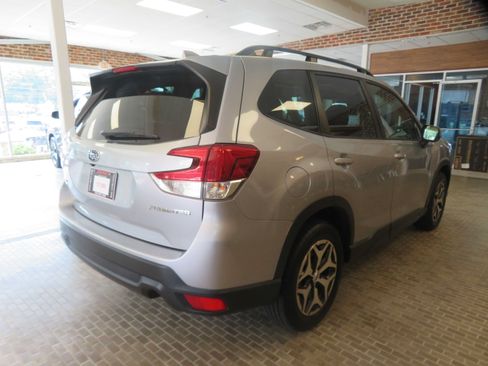 Used 2023 Subaru Forester Premium AWD/4WD image 67
