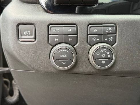 Certified 2024 Chevrolet Silverado 2500 High Country w/ High Country Premium Package AWD/4WD image 41