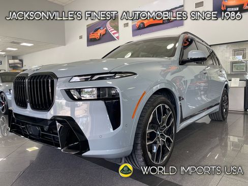 Used 2023 BMW X7 xDrive40i w/ M Sport Package AWD/4WD image 1
