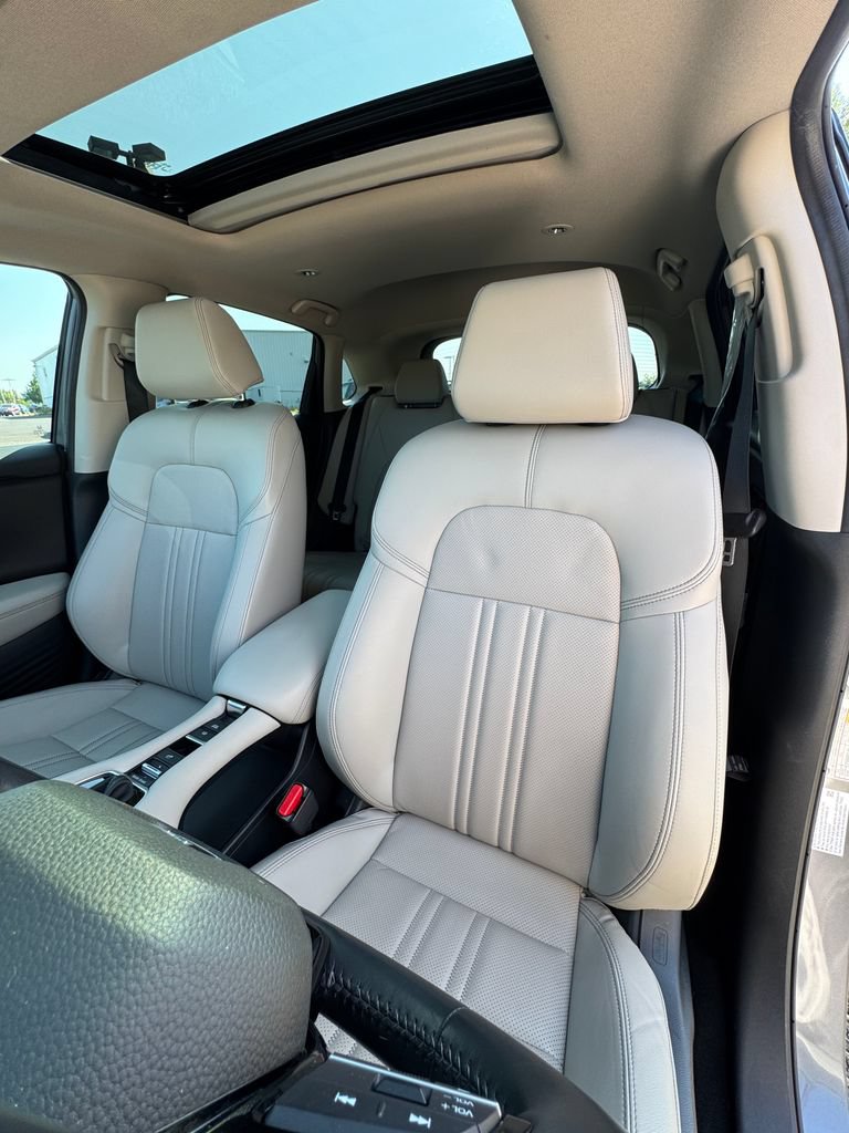 Used 2023 Honda HR-V EX-L image 32