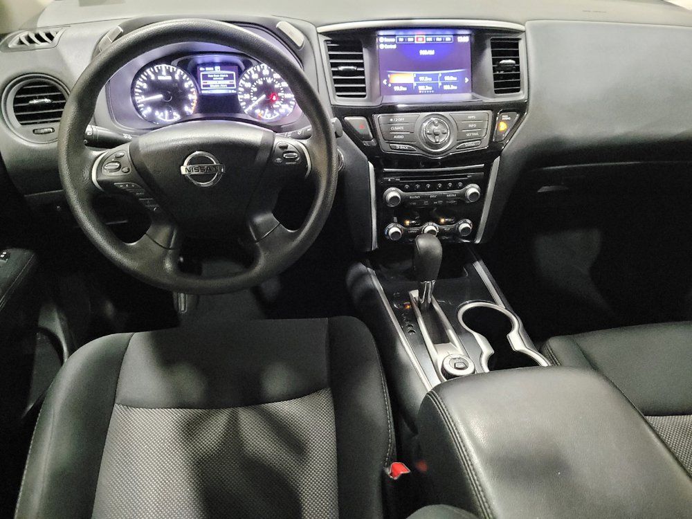 Used 2019 Nissan Pathfinder S AWD/4WD image 22