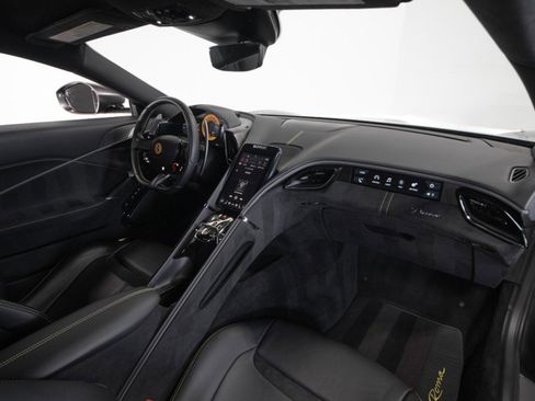Used 2021 Ferrari Roma image 45