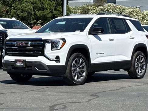 New 2026 GMC Terrain Elevation w/ Elevation Premium Package AWD/4WD image 9