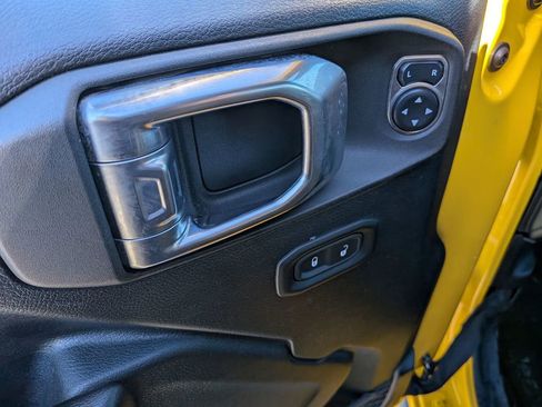 Used 2021 Jeep Wrangler Unlimited Sport image 11