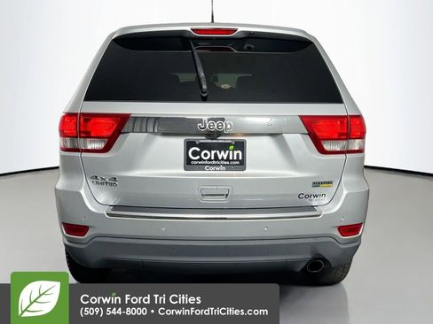 Used 2013 Jeep Grand Cherokee Limited image 13