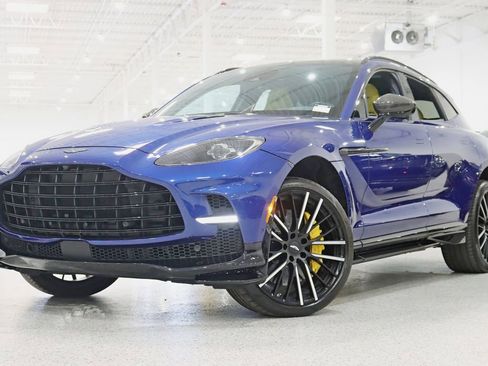 Used 2023 Aston Martin DBX 707 image 7