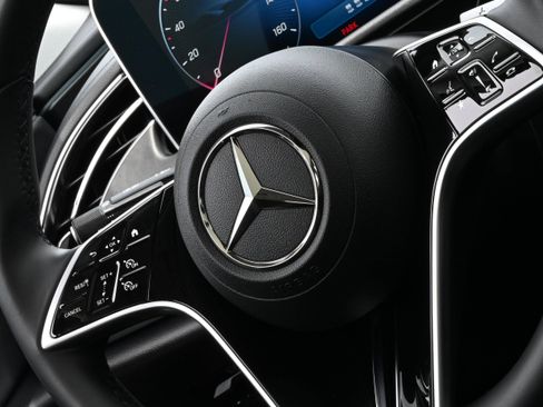 Used 2025 Mercedes-Benz E 450 4MATIC Sedan image 20