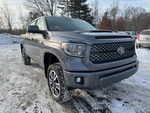Used 2020 Toyota Tundra SR5 image 7