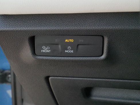 Certified 2025 Volkswagen Tiguan SEL R-Line AWD/4WD image 27