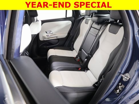 Used 2021 Mercedes-Benz GLA 35 AMG 4MATIC image 41