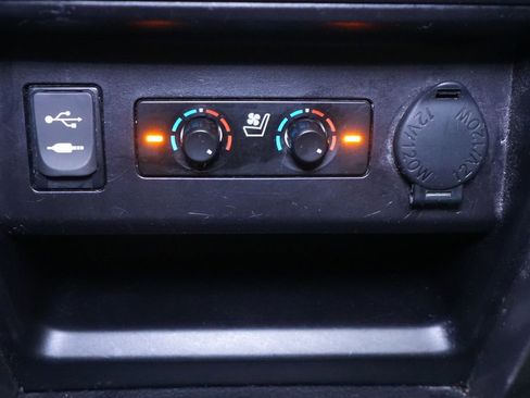 Used 2015 Toyota 4Runner Limited image 35