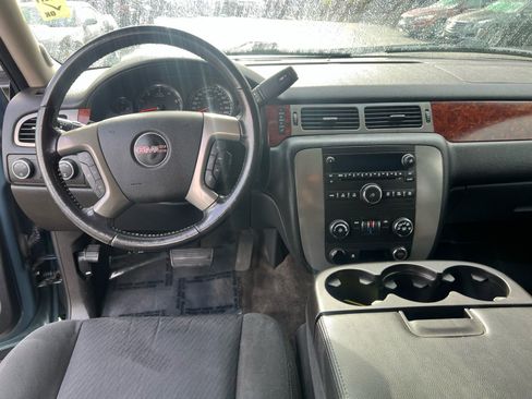 Used 2010 GMC Yukon SLT image 25