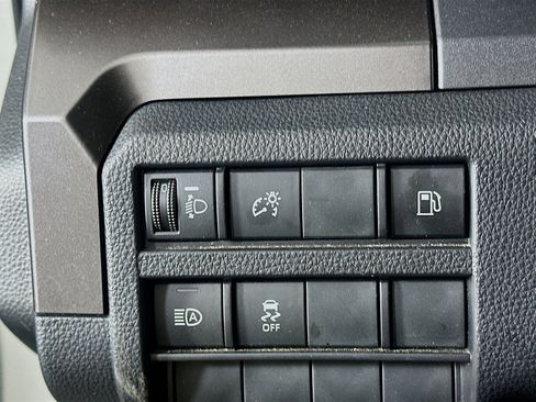 Used 2025 Toyota 4Runner SR5 image 16