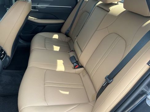 Certified 2025 Hyundai Sonata Limited FWD image 39