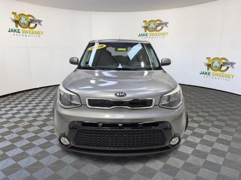 Used 2016 Kia Soul + FWD image 3