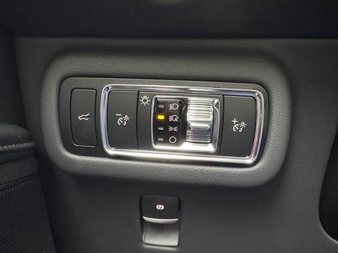 New 2026 Lincoln Nautilus Premier w/ Equipment Group 102A image 19