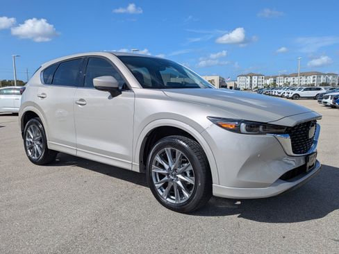 Used 2025 MAZDA CX-5 AWD 2.5 S w/ Premium Plus Pkg image 2